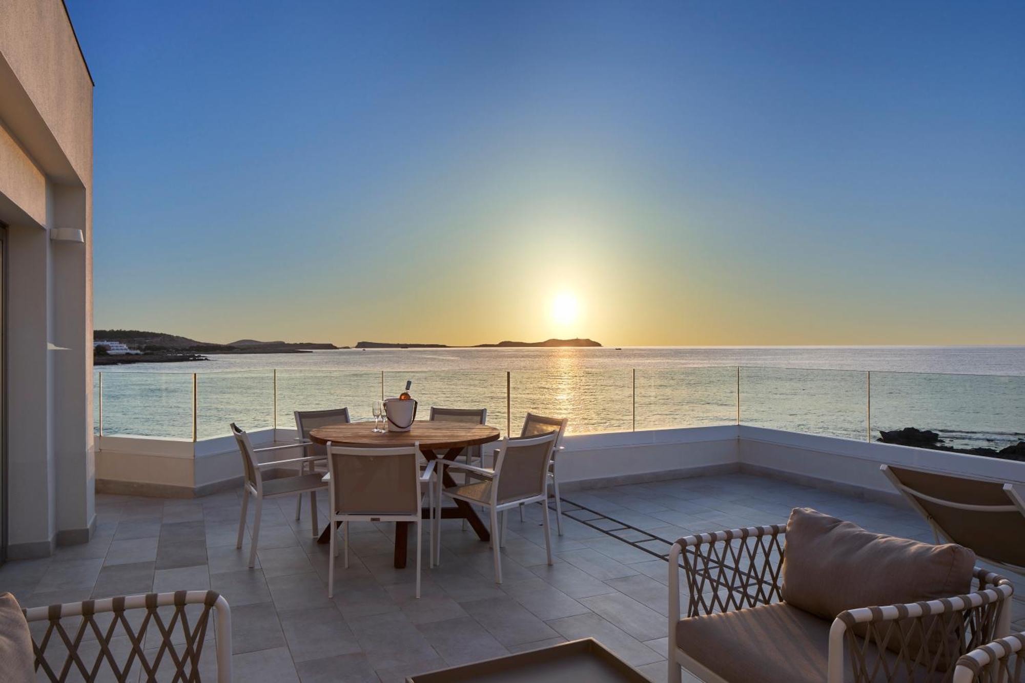 Präsidentensuite mit 2 Schlafzimmern, Panoramablick auf das Meer und großer Terrasse